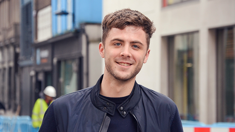 Elliott Barton